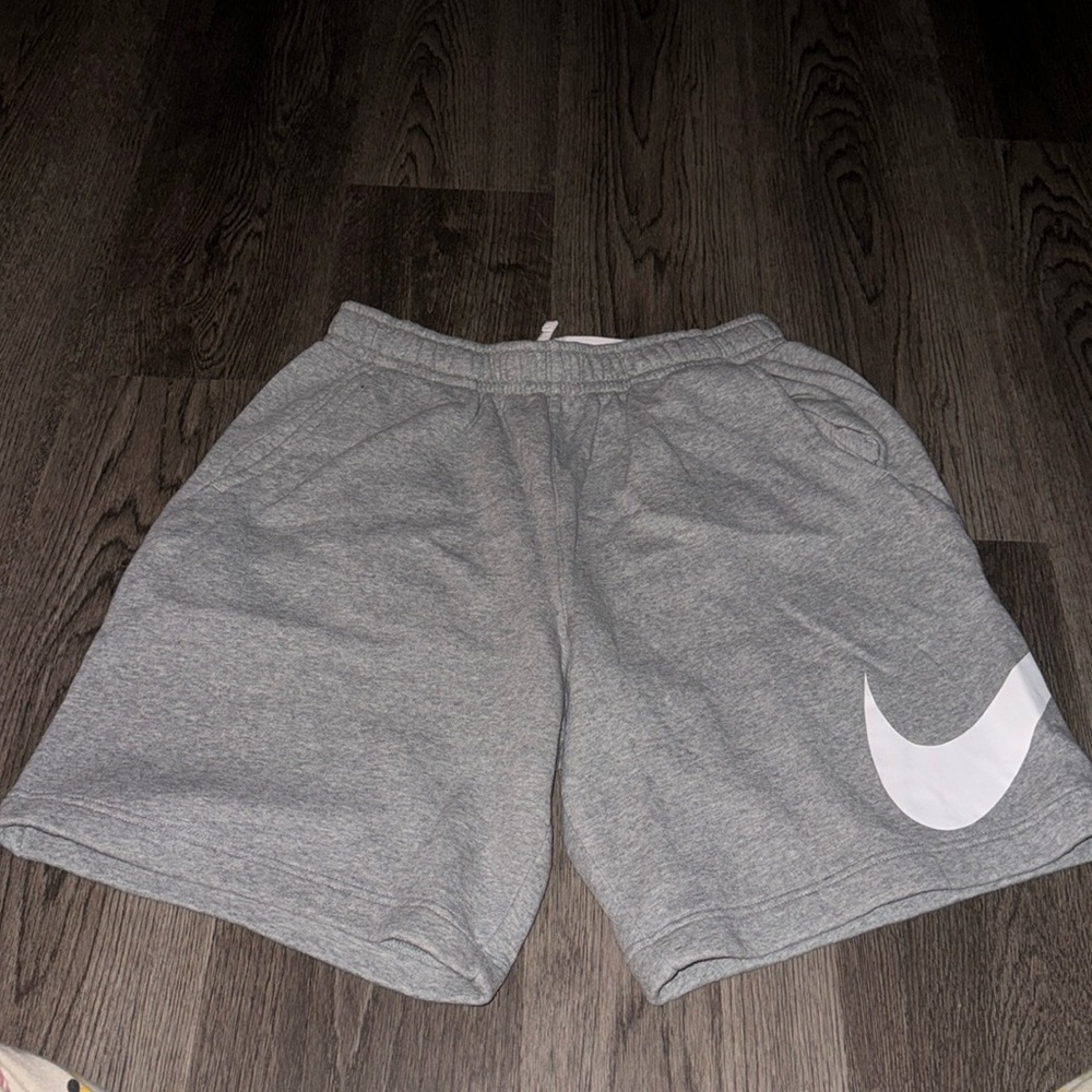 Men’s Nike shorts